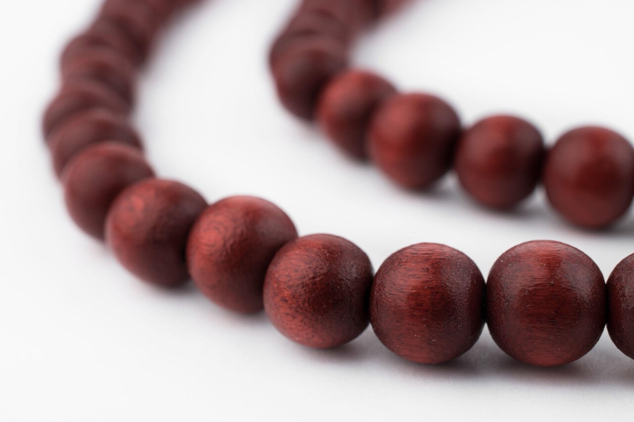 The Bead Chest Natural 8mm Wooden Beads in Red - Cherry for Jewelry Making – Round Loose Wood Spacer Beads I Approximately 55 Beads
